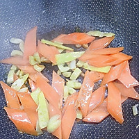 荷兰豆炒胡萝卜的做法图解11