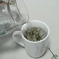 白茶蜂蜜水的做法图解3