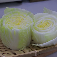 五花肉白菜锅的做法图解2