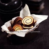 简单大方的磨牙零食---黑纹奶酪饼干(君之)的做法图解1