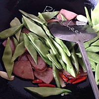 芸豆烧红肠的做法图解5