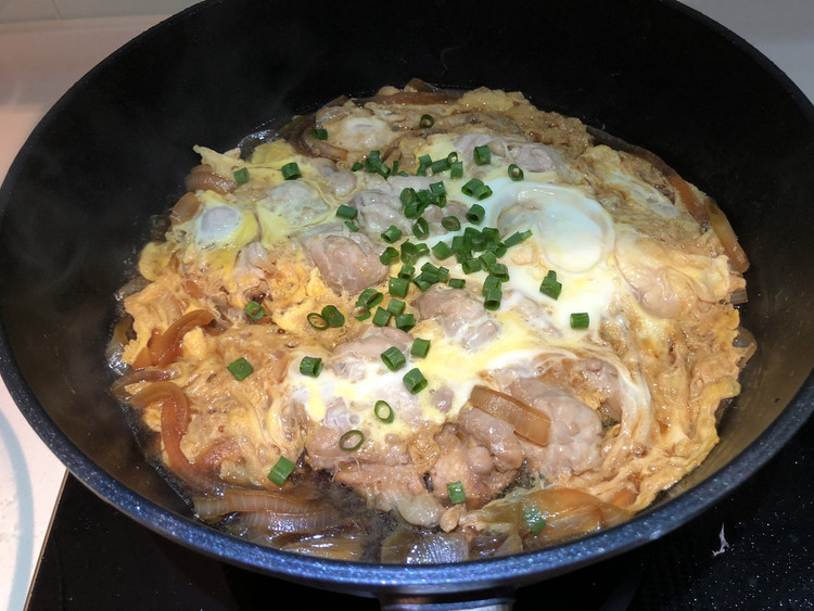 日式雞排親子丼的做法