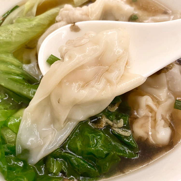 零失败超爽滑的虾仁猪肉手工云吞的做法