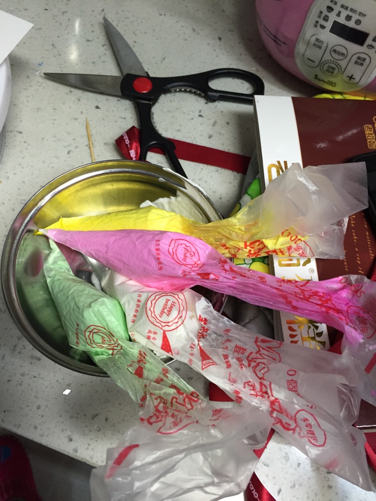 彩虹蛋糕的做法图解6
