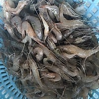 白灼河虾的做法图解1