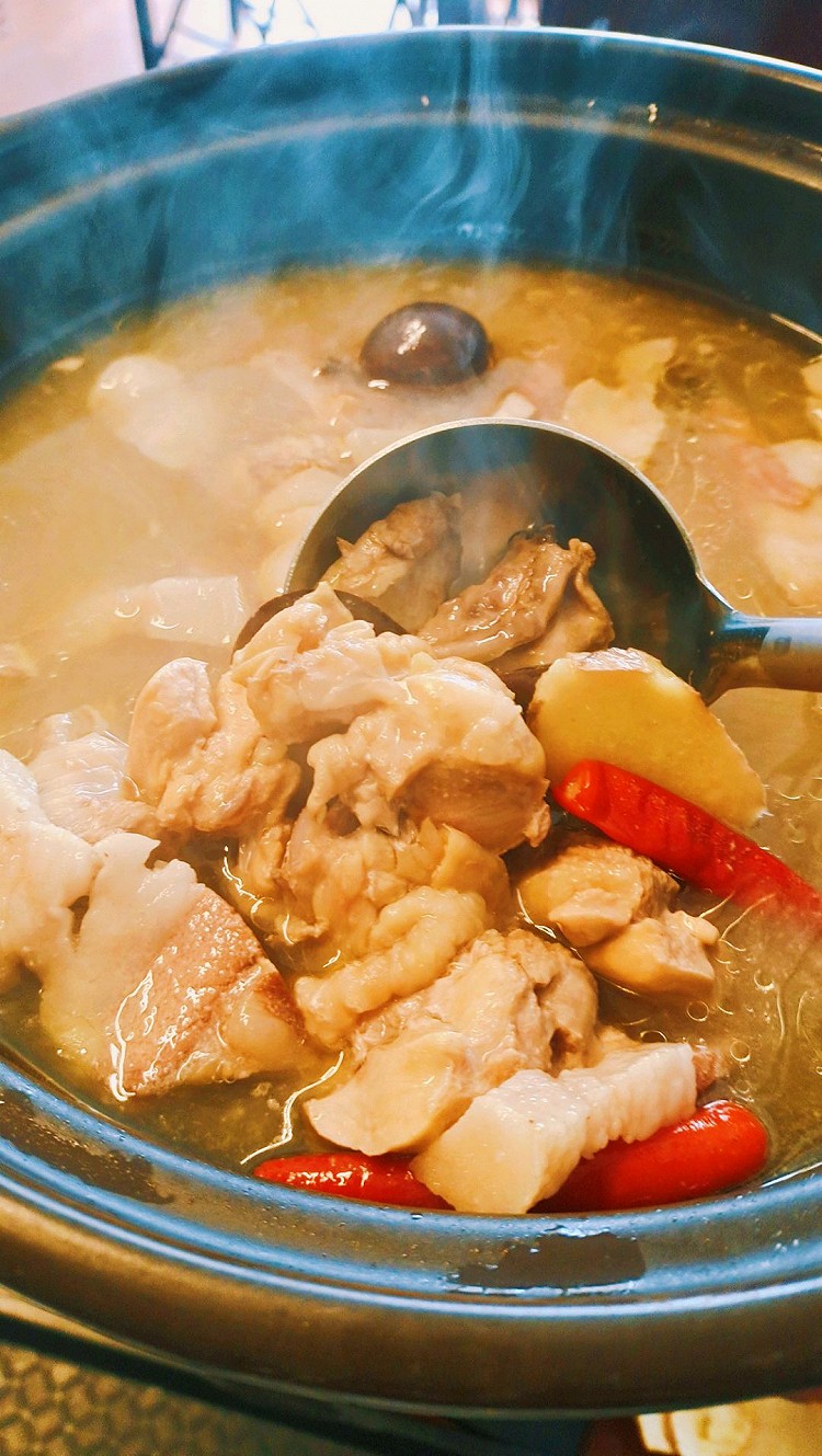 云南菜～火腿木瓜鸡（临沧）的做法