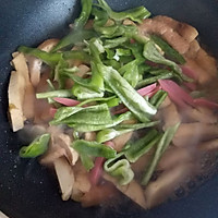 青椒炒素鸡#春天不减肥，夏天肉堆堆#的做法图解4