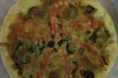 蘑菇香肠披萨