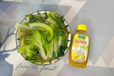 太太乐鲜鸡汁炒生菜