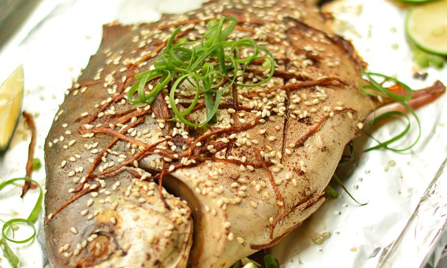 五香烤鲳鱼