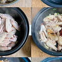 年糕大虾鸡翅煲的做法图解2