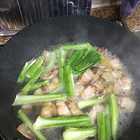 春菜焖五花肉的做法图解5