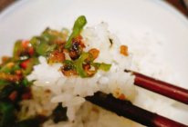【超下饭】双椒炒肉丁的做法