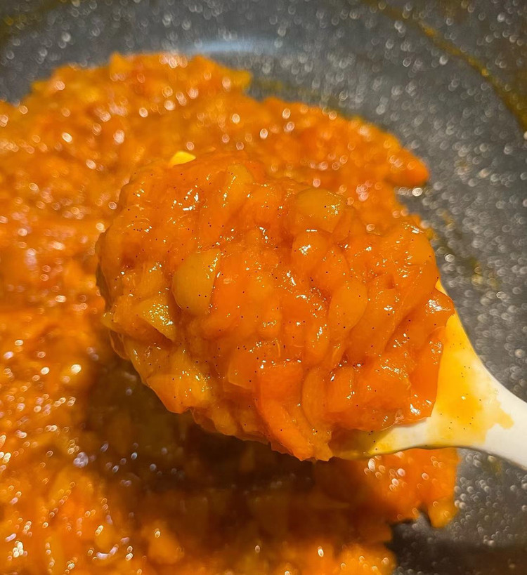 吊干杏子酱的做法