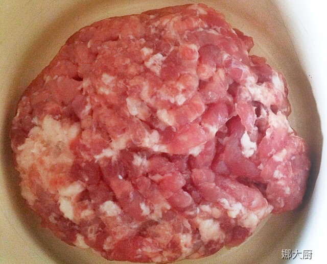 藕夹茄夹版鲜肉月饼的做法图解1