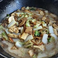 白菜炖豆腐的做法图解4