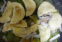 蛋饺丝瓜松茸汤的做法