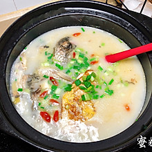 鲫鱼豆腐汤