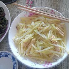 土豆丝腐竹凉拌菜（简易版）