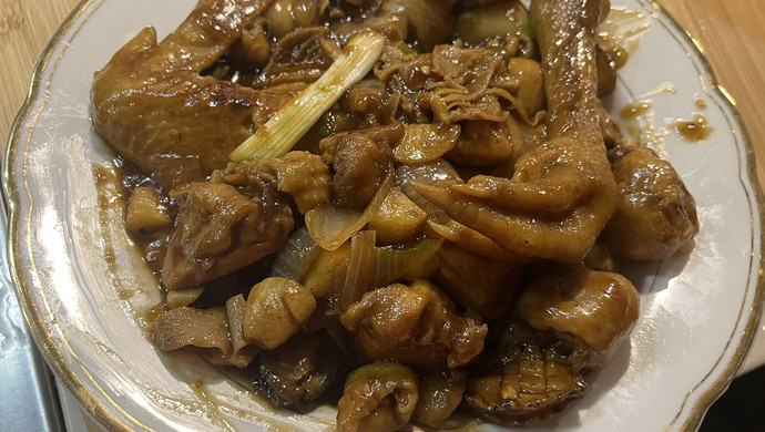 鲍鱼鸡煲