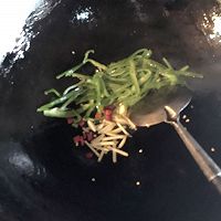 青椒炒豆干的做法图解7