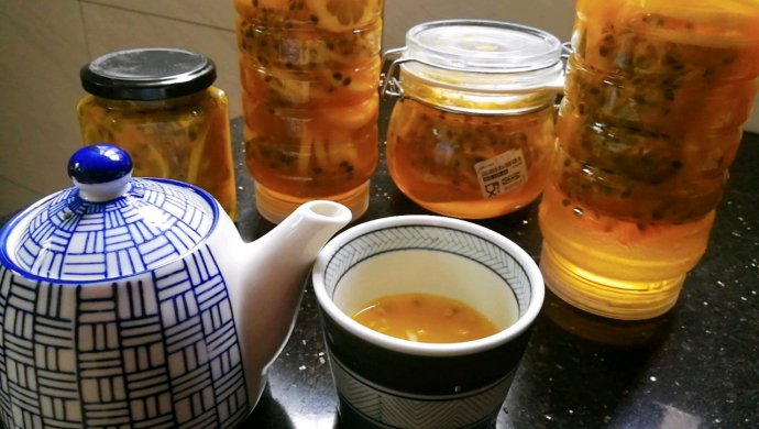柠檬百香果蜂蜜茶