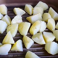 香煎土豆块的做法图解4