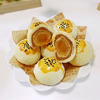 #味达美星厨X小厨中秋团圆宴#中秋好礼～奶香麻薯蛋黄酥的做法图解16