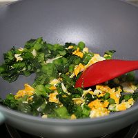 #流感季饮食攻略#油滋滋香喷喷的猪油青菜蛋炒饭的做法图解6