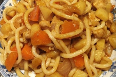 咖喱鸡块乌冬面