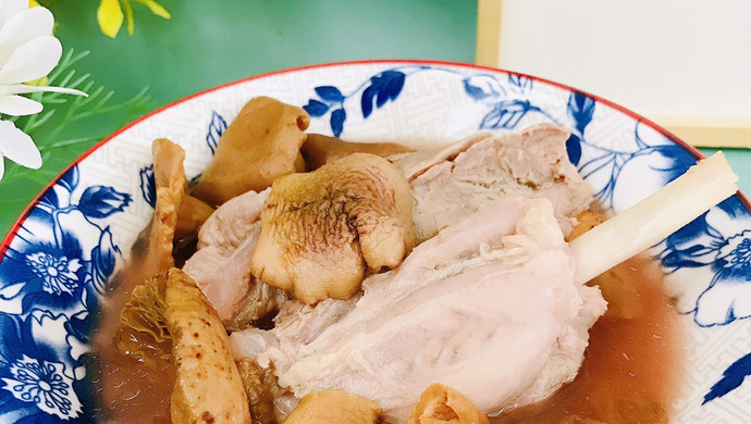红菇猪展汤