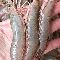 鲜虾鲜肉锅贴的做法图解1