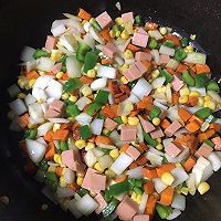 咖喱什锦炒饭（不一样的炒饭）的做法图解3