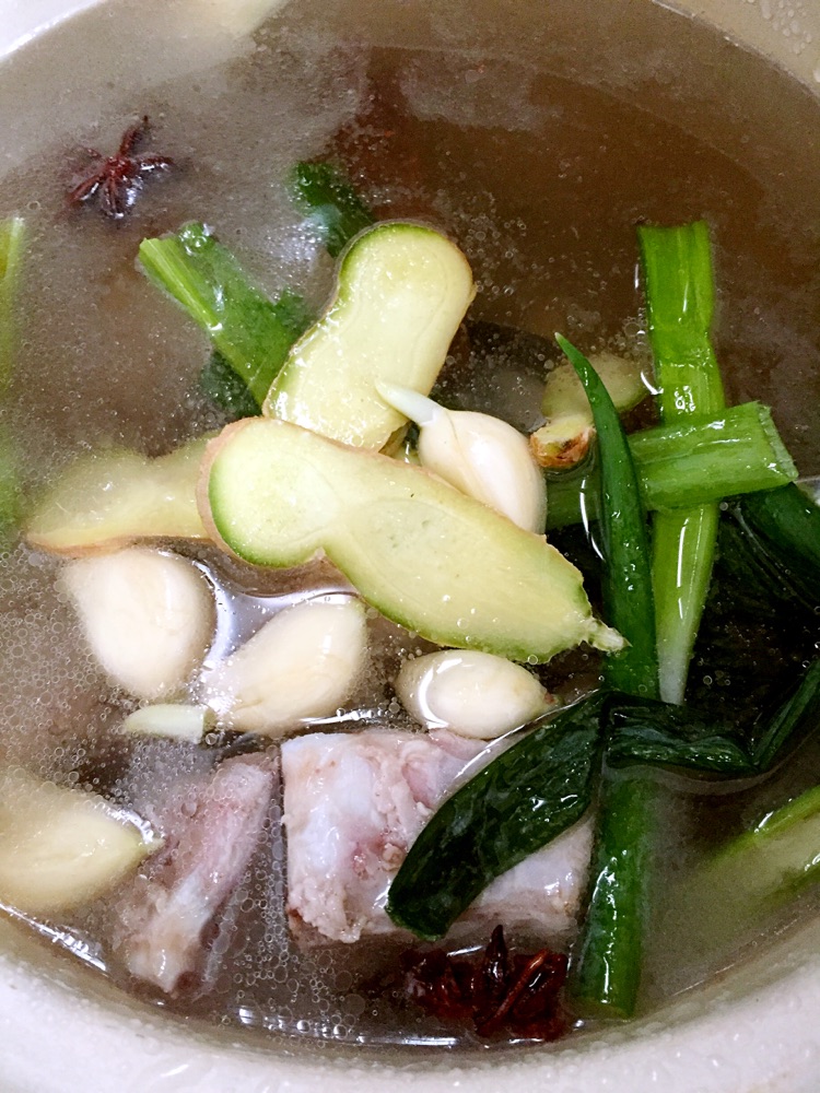 冬瓜排骨润燥汤的做法图解6