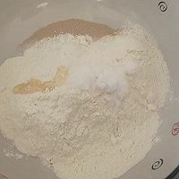 鸡蛋软麻花的做法图解1