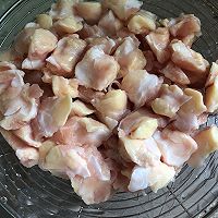 蘑菇酱焖鸡软骨的做法图解1