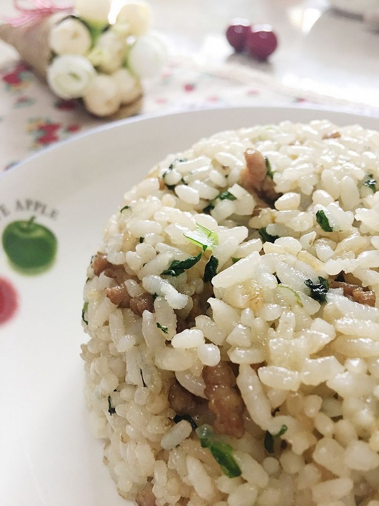 瘦肉青菜炒饭的做法