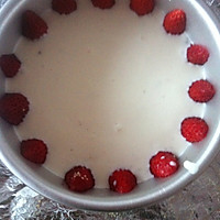 草莓火龙果乳酪慕斯的做法图解9