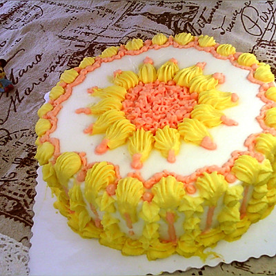 裱花蛋糕：太阳花+ 