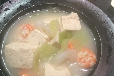 鲜虾豆腐浓汤