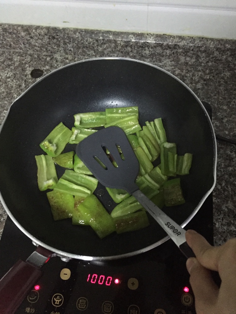 虎皮尖椒的做法图解6
