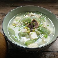 丝瓜豆腐汤的做法图解6