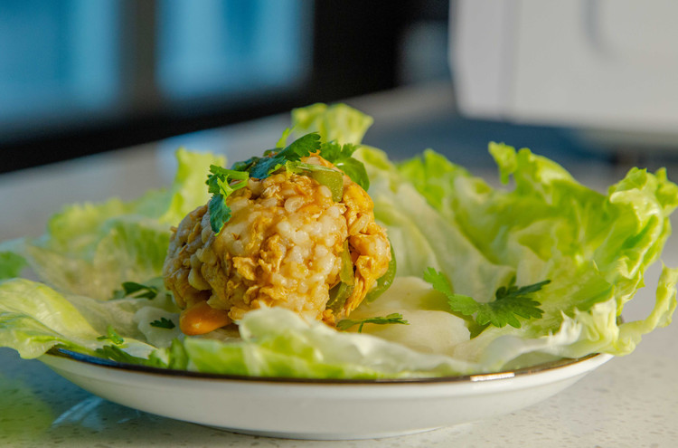 快手网红美食：东北饭包，一个鸡蛋一勺酱，好吃就是这个味的做法