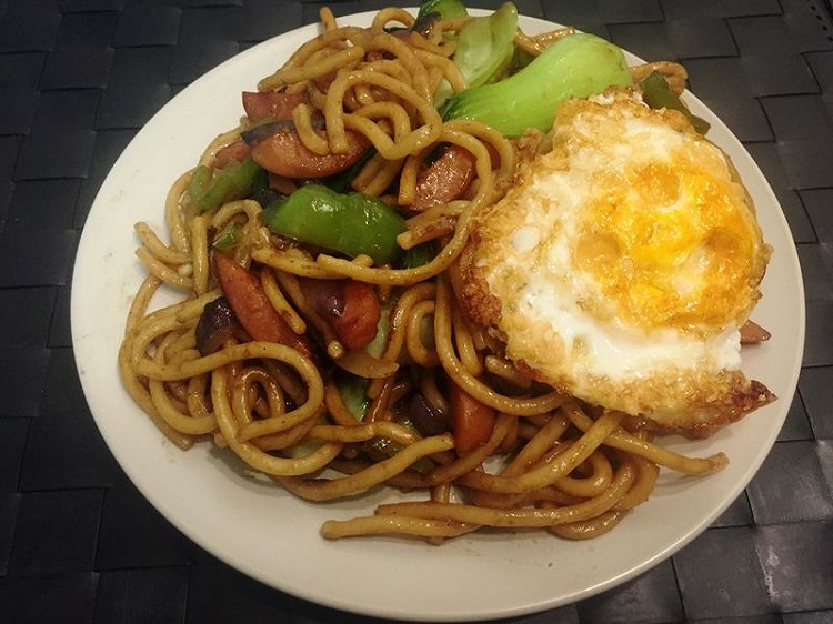 时蔬炒面的做法