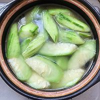 丝瓜鲮鱼肉片汤的做法图解5