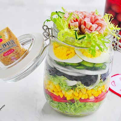 彩虹蔬菜沙拉罐
