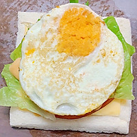 #一人一道拿手菜# 培根三明治的做法图解8