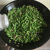 肉末小炒豆角的做法图解5