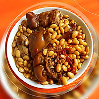猪蹄炖黄豆的做法图解5