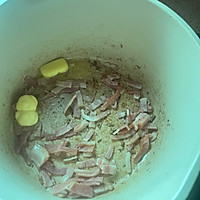 海鲜蘑菇浓汤的做法图解3